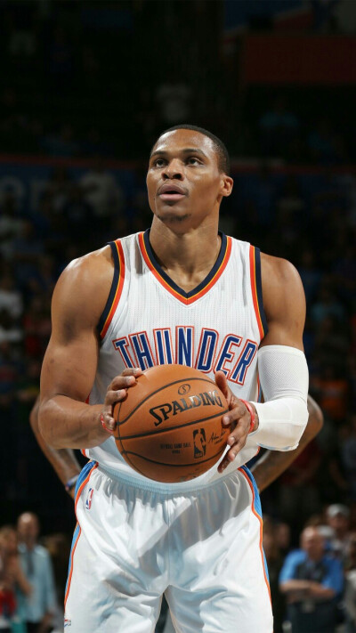 体育欧冠：曼联1-1战平年青人 以小组头名出线